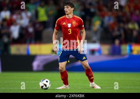 Colonia, Germania. 30 giugno 2024. Robin le Normand di Spagna in azione durante il turno di UEFA EURO 2024 di 16 partite di calcio tra Spagna e Georgia. Crediti: Nicolò campo/Alamy Live News Foto Stock