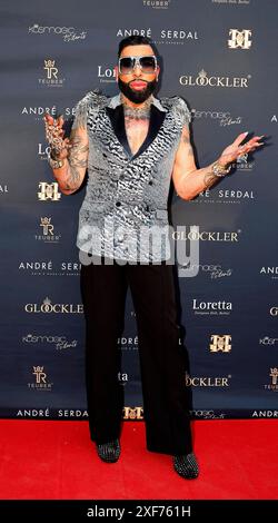 Harald Gloeoeckler bei Harald Gloeoeckler Fashion Night im Loretta am Wannsee, Berlino. *** Harald Gloeoeckler alla Harald Gloeoeckler Fashion Night a Loretta am Wannsee, Berlino Foto Stock