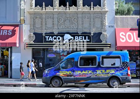 Turisti su Hollywood Boulevard, Hollywood, California, Stati Uniti Foto Stock