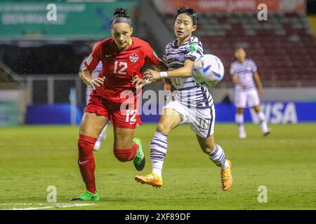 Garam Chun della Repubblica di Corea e Vivianne Bessette del Canada durante la Coppa del mondo femminile FIFA U-20 Costa Rica incontro Canada contro Corea il 10 agosto 2022 Foto Stock