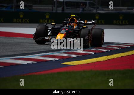 Spielberg/Austria - 28 GIUGNO 2024, #11 Sergio Perez (mex, Red Bull Racing), prove libere al Red Bull Ring davanti alle qualifiche per la Formula 1 A 2024 Foto Stock