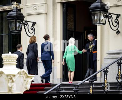 L'Aia, Paesi Bassi. 2 luglio 2024. L'AIA - i futuri ministri arrivano al Palazzo Huis Ten Bosch per il giuramento del nuovo governo. Crediti: ANP/Alamy Live News Foto Stock