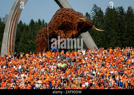 Spielberg, Austria. 29 giugno 2024. Spettatori, Gran Premio di F1 d'Austria al Red Bull Ring il 29 giugno 2024 a Spielberg, Austria. (Foto di HOCH ZWEI) credito: dpa/Alamy Live News Foto Stock