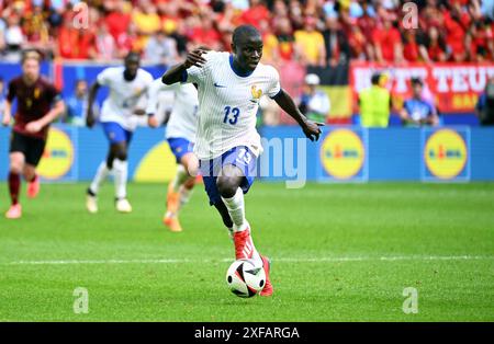 Fussball, Europameisterschaft, EURO 2024, Achtelfinale, Merkur Spiel-Arena DŸsseldorf: Frankreich Belgien 1:0; NGolo Kante (fra). Aktion, Einzelbild. Foto Stock