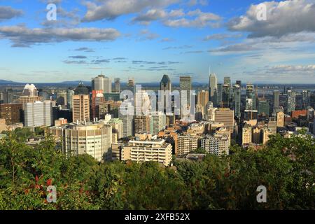 Geografia / viaggi, Canada, Montreal vista dal Mont Royale al centro città, DIRITTI AGGIUNTIVI-CLEARANCE-INFO-NON-DISPONIBILE Foto Stock