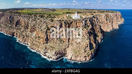 Faro di la Mola, Formentera, Isole Pitiusas, Comunità delle Baleari, Spagna Foto Stock