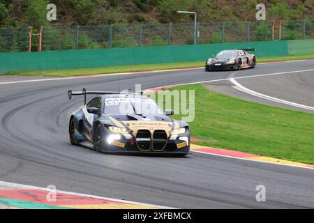 Augusto Farfus (BRA) / Dan Harper (GBR) / Max Hesse (DEU), #998, BMW M4 GT3, Team: ROWE Racing (DEU), Motorsport, Crowdstrike 24H di Spa, Belgien, Spa-Francorchamps, 29.06.2024 foto: Eibner-Pressefoto/Juergen Augst Foto Stock