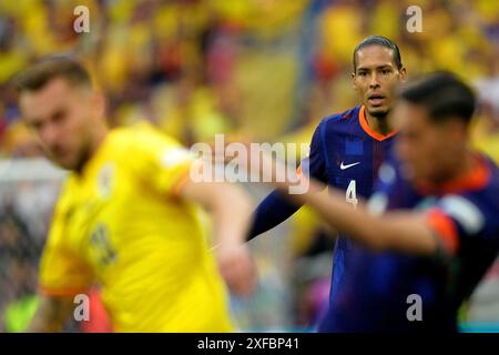 Monaco, Germania. 2 luglio 2024. Virgil van Dijk dei Paesi Bassi durante la partita di calcio di Euro 2024 tra Romania e Paesi Bassi alla Munich Football Arena, Monaco, Germania - martedì 2 luglio 2024. Sport - calcio . (Foto di Spada/LaPresse) credito: LaPresse/Alamy Live News Foto Stock