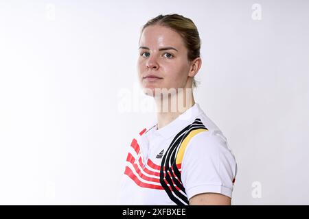 Bruxelles, Belgio. 19 giugno 2024. Becky Massey, in Belgio, fotografata durante un servizio fotografico per il Comitato Olimpico belga BOIC - COIB in vista dei Giochi Olimpici di Parigi 2024, a Bruxelles, mercoledì 19 giugno 2024. BELGA FOTO DIRK WAEM credito: Belga News Agency/Alamy Live News Foto Stock