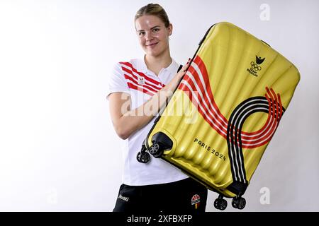 Bruxelles, Belgio. 19 giugno 2024. Becky Massey, in Belgio, fotografata durante un servizio fotografico per il Comitato Olimpico belga BOIC - COIB in vista dei Giochi Olimpici di Parigi 2024, a Bruxelles, mercoledì 19 giugno 2024. BELGA FOTO DIRK WAEM credito: Belga News Agency/Alamy Live News Foto Stock