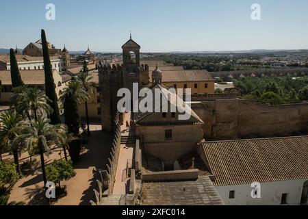 Gli aspetti dell'interno dell'Alcázar dei monarchi cristiani sono esposti, che fa parte del centro storico di Cordova, un complesso dichiarato patrimonio dell'umanità dall'UNESCO, a Cordova, Andalusia, Spagna, il 2 luglio, 2024. (foto di Cristian Leyva/NurPhoto) credito: NurPhoto SRL/Alamy Live News Foto Stock