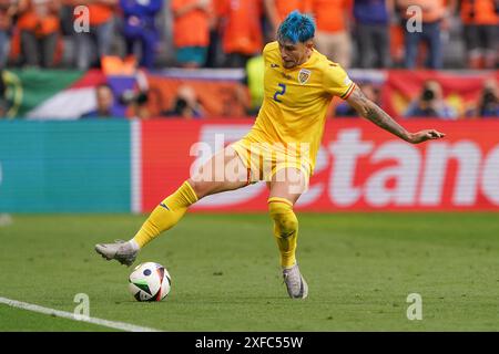 Monaco, Germania. 2 luglio 2024. MONACO, GERMANIA - 2 LUGLIO: Andrei Ratiu della Romania durante la partita UEFA EURO 2024 del turno dei 16 tra Romania e Paesi Bassi all'Allianz Arena il 2 luglio 2024 a Monaco, Germania. (Foto di Andre Weening/Orange Pictures) credito: Orange Pics BV/Alamy Live News Foto Stock