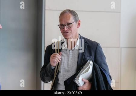 Fraktionssitzung SPD-Bundestagsfraktion Fraktionssitzung SPD-Bundestagsfraktion, Michael Müller, MDB Berlino GER *** riunione del gruppo parlamentare SPD riunione del gruppo parlamentare SPD gruppo parlamentare SPD SPD, Michael Müller, MDB Berlino GER Foto Stock