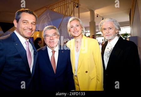 Michael Mronz, Dr. Thomas Bach Präsident coi, Britta Heidemann, Dr. Hermann Buehlbecker Alleininhaber Lambertz bei der Eröffnung und Medianight zu CHIO 2024, Aquisgrana. *** Michael Mronz, Dr. Thomas Bach Presidente CIO, Britta Heidemann, Dr. Hermann Buehlbecker proprietario unico Lambertz all'apertura e medianght di CHIO 2024, Aquisgrana Foto Stock