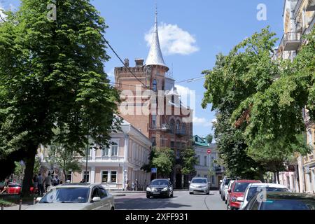 KIEV, UCRAINA - 27 GIUGNO 2024 - la Casa di Pidhorskyi si trova in via Yaroslaviv Val 1, a Kiev, Ucraina. Kiev, capitale dell'Ucraina. Foto Stock