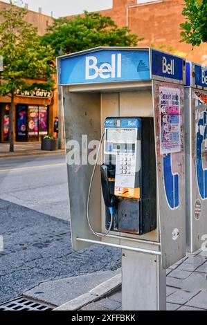 Vecchio telefono a pagamento Bell a Windsor, Ontario, Canada Foto Stock