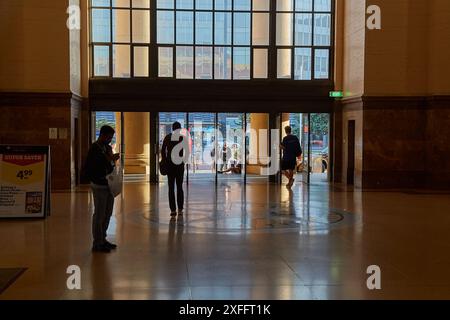 Stazione ferroviaria di Wellington di notte Foto Stock