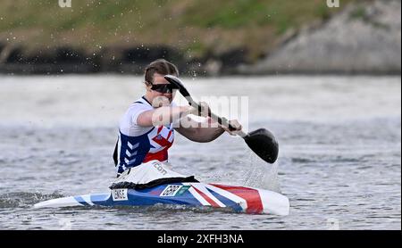Seghedino. Ungheria. 10 maggio 2024. La Coppa del mondo di canoa 2024 ICF e i Campionati del mondo di Paracanoe. Parco acquatico olimpico di Szeged. Emily Lewis (GBR) durante i Campionati del mondo Paracanoe/Canoe Sprint World Cup a Szeged, Ungheria. Foto Stock