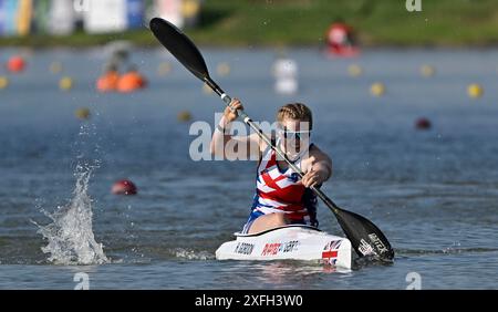 Seghedino. Ungheria. 10 maggio 2024. La Coppa del mondo di canoa 2024 ICF e i Campionati del mondo di Paracanoe. Parco acquatico olimpico di Szeged. Hope Gordon (GBR) durante i Campionati del mondo Paracanoe/Canoe Sprint World Cup a Szeged, Ungheria. Foto Stock