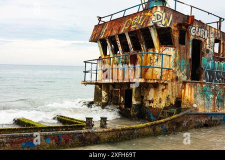 Naufragio di Yicel sulla spiaggia di Manzanillo Foto Stock