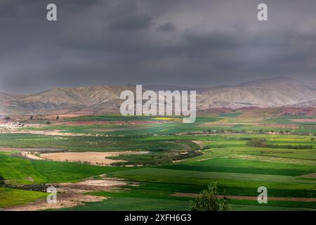 Meknes, Marocco - 20 marzo 2024: Lago Sidi Chahede in Marocco tra Fez e Meknes Foto Stock