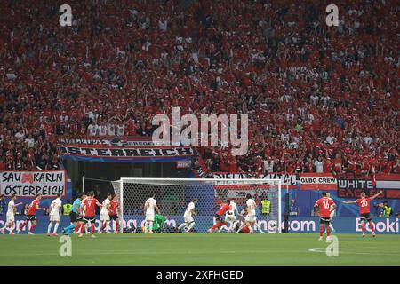 Lipsia, Germania. 2 luglio 2024. Una visione generale durante la partita dei Campionati europei UEFA della fase 16 allo Stadio di Lipsia. Il credito per immagini dovrebbe essere: Jonathan Moscrop/Sportimage Credit: Sportimage Ltd/Alamy Live News Foto Stock