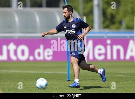 Gelsenkirchen, Germania. 26 giugno 2024. Firo : 26.06.2024, calcio, calcio, 2a divisione, 2a Bundesliga, stagione 2024/2025, FC Schalke 04, allenamento, Amin Younes credito: dpa/Alamy Live News Foto Stock