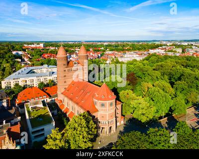 Pauluskirche o St. Paul Church vista panoramica aerea nella città di Ulm, Germania Foto Stock