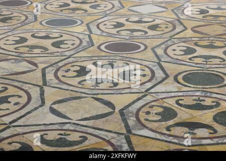 Domus in opus sectile di porta Marina - da Ostia Antica, fine IV secolo d.C. Foto Stock