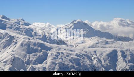 Paesaggio alpino dopo la neve fresca, Hauteluce, Savoie, Francia, febbraio 2013. Foto Stock
