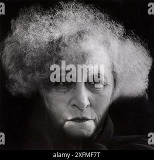 Ritratto di Colette (1873-1954). Museo: COLLEZIONE PRIVATA. Autore: Madame d'ora (Dora Kallmus). Foto Stock