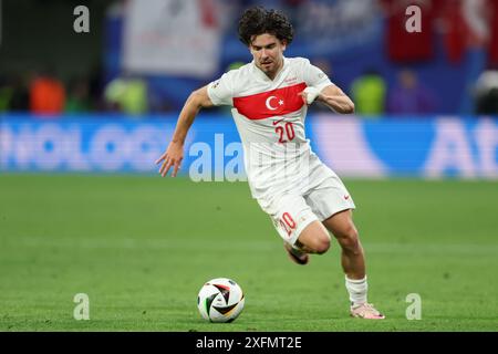 Ferdi Kadioglu di Turkiye in azione durante la partita UEFA EURO 2024 tra Austria e Turkiye alla Red Bull Arena. Punteggio finale: Austria 1: 2 Turkiye. Foto Stock