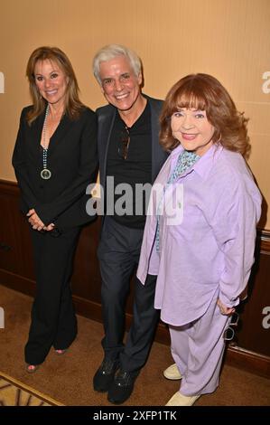 Glendale CA USA - 4 maggio 2024: Nancy Lee Grahn, Christian LeBlanc, Patrika Darbo partecipa alla raccolta fondi di Daytime Unites adatta per ALS One. Foto Stock