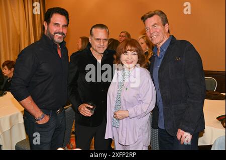 Glendale CA USA - 4 maggio 2024: Don Diamont, Maurice Bernard, Patrika Darbo, Peter Bergman partecipa alla raccolta fondi di Daytime Unites, adatta per ALS One. Foto Stock