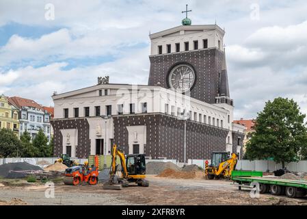 Chiesa del Sacro cuore di nostro Signore, chiesa cattolica romana in Piazza Jiriho z Podebrad nel quartiere Vinohrady di Praga, capitale del Repub ceco Foto Stock