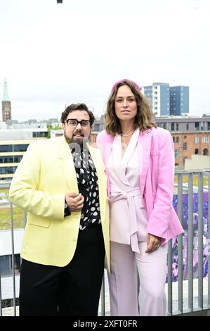 Steven Preisner und Saskia Grimm beim Mates Date Influencer Event auf der Berlin Fashion Week S/S 2025 im Atelier Rooftop. Berlino, 02.07.2024 Foto Stock