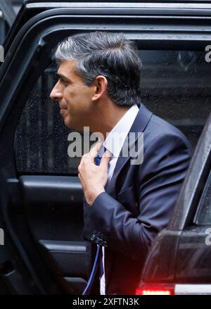 Londra, Regno Unito. 5 luglio 2024. Il primo ministro britannico uscente RISHI SUNAK è visto arrivare al quartier generale del Partito Conservatore a Westminster. Il Partito Conservatore ha affrontato un wipeout, dopo che il primo ministro Rishi Sunak ha indetto elezioni generali anticipate. Credito fotografico: Ben Cawthra/Sipa USA credito: SIPA USA/Alamy Live News Foto Stock