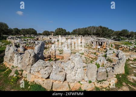 Cretailhac Circle, residenza dell'età del ferro, Torre d'en Galmés talayotic village, Alaior, Minorca, Isole Baleari, Spagna. Foto Stock