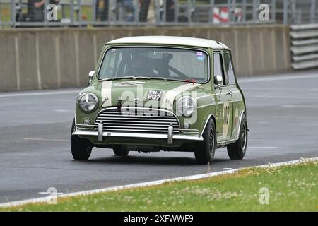 Ding Boston, OUMF Riley One Point Five, HRDC Jack Sears Trophy for 1958-1966 Touring Cars, una gara di quarantacinque minuti con l'opzione del secondo pilota, Foto Stock