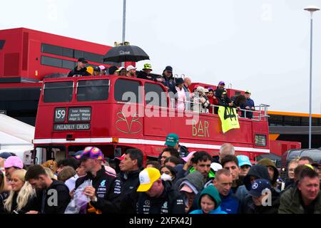 Silverstone, Regno Unito. 5 luglio 2024. Tifoso britannico di F1 durante le FP1. Ahmad al Shehab/Alamy Live News. Foto Stock