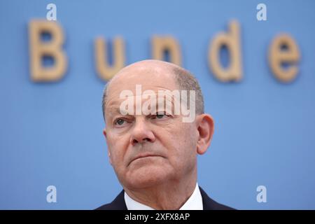 OLAF Scholz, Bundeskanzler, SPD, PK zu - Bundeshaushalt 2025, DEU, Berlino, 05.07.2024 *** Olaf Scholz, Cancelliere federale, SPD, conferenza stampa sul bilancio federale 2025, DEU, Berlino, 05 07 2024 Foto Stock