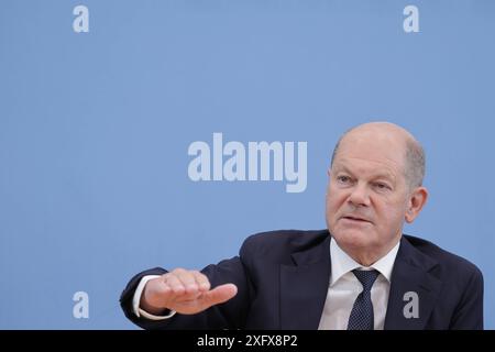 OLAF Scholz, Bundeskanzler, SPD, PK zu - Bundeshaushalt 2025, DEU, Berlino, 05.07.2024 *** Olaf Scholz, Cancelliere federale, SPD, conferenza stampa sul bilancio federale 2025, DEU, Berlino, 05 07 2024 Foto Stock