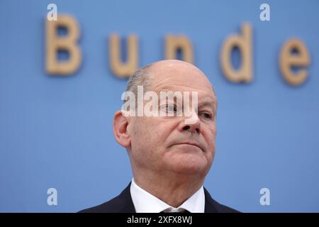 OLAF Scholz, Bundeskanzler, SPD, PK zu - Bundeshaushalt 2025, DEU, Berlino, 05.07.2024 *** Olaf Scholz, Cancelliere federale, SPD, conferenza stampa sul bilancio federale 2025, DEU, Berlino, 05 07 2024 Foto Stock