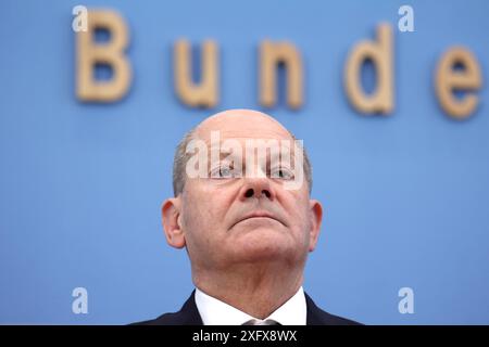 OLAF Scholz, Bundeskanzler, SPD, PK zu - Bundeshaushalt 2025, DEU, Berlino, 05.07.2024 *** Olaf Scholz, Cancelliere federale, SPD, conferenza stampa sul bilancio federale 2025, DEU, Berlino, 05 07 2024 Foto Stock