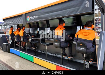 Silverstone, Regno Unito. 5 luglio 2024. Cavalletto McLaren. 05.07.2024. Formula 1 World Championship, Rd 12, Gran Premio di Gran Bretagna, Silverstone, Inghilterra, giornata di pratica. Il credito fotografico dovrebbe essere: XPB/Alamy Live News. Foto Stock