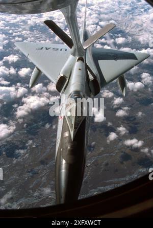 USAF Convair F-106A Delta Dart rifornimento di KC-135 Foto Stock