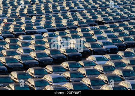 Un gran numero di vetture al punto di assemblaggio, Brand Audi, Germania, Europa Foto Stock