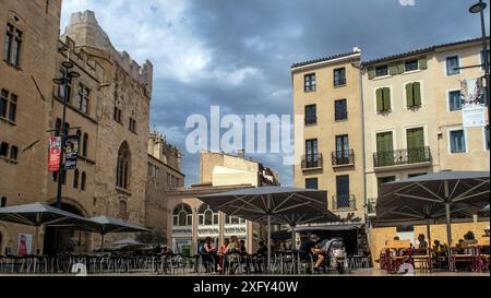 Place de l'Hotel de Ville a Narbonne. Foto Stock