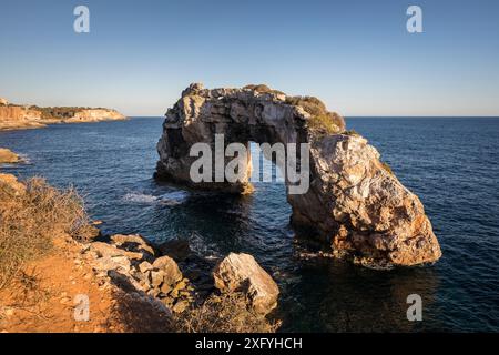 Es Pontas Rock Gate, comune di Santanyi, regione di Migjorn, Maiorca, Isole Baleari, Spagna, Europa Foto Stock