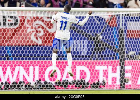 Volksparkstadion, Amburgo, Germania. 5 luglio 2024. Calcio dei quarti di finale di Euro 2024, Portogallo contro Francia; Ousmane Dembele (fra) celebra mentre segna il calcio di rigore ai calci crediti: Action Plus Sports/Alamy Live News Foto Stock